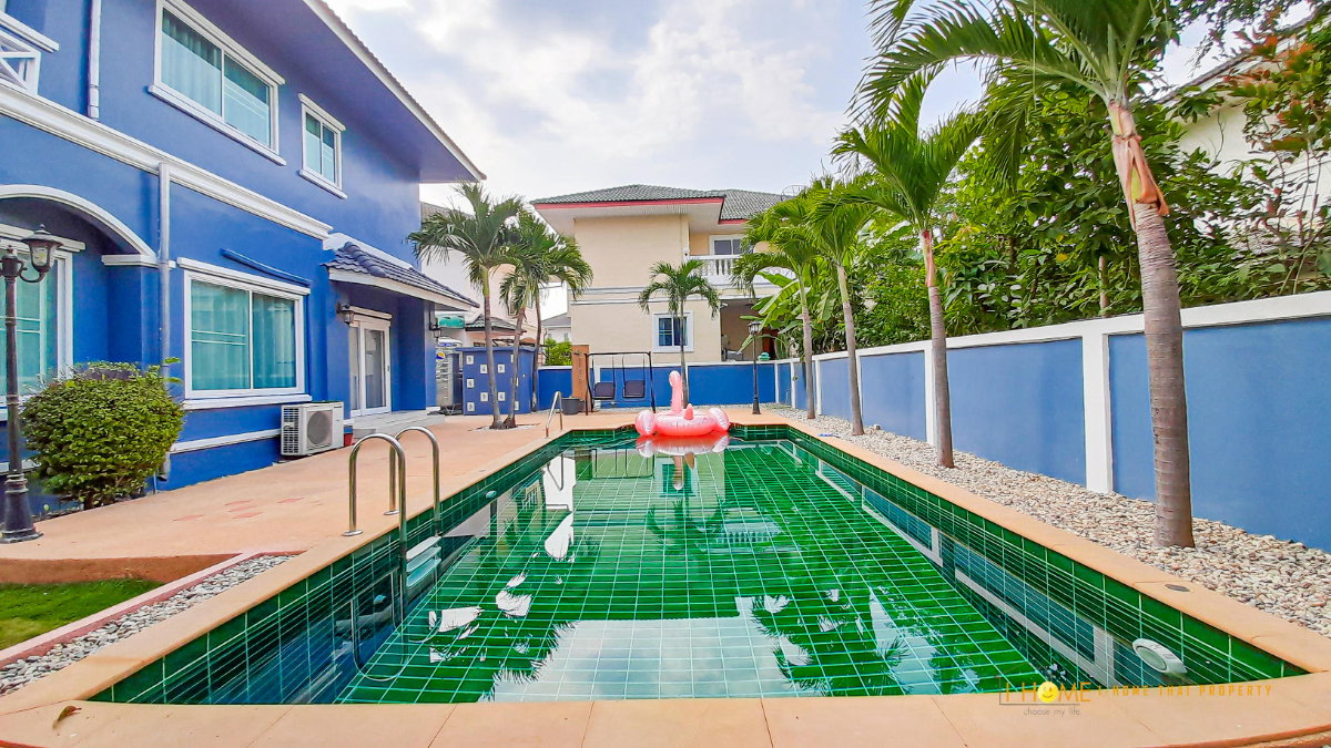 picture 2-Storey Detached House for Rent with Private Swimming Pool - 9/42