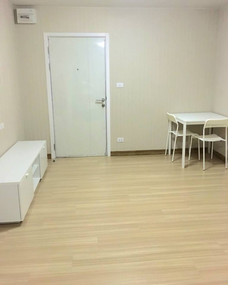 picture  Plum condo Paholyothin89 for rent  - 4/5