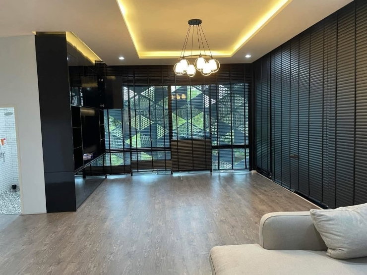 picture ðĢðĢFor rent Garden Office & Waterfront Space 3-stories Sukhumvit 105 (Typing 0974164645, Line: JKJK4645 instead of clicking the blue/green button) - 28/37