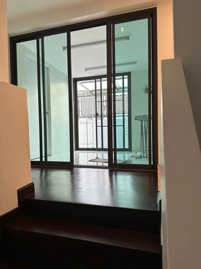 picture For Rent (Non Sri 14) 3Bed 4Bath 95,000Baht/Mo - 13/13