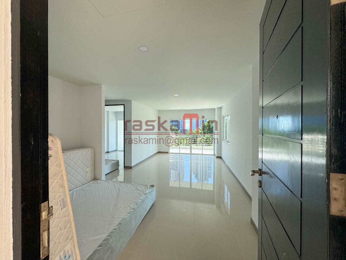รูป 🌊 ขายคอนโด Wongamat Privacy Residence 2 ห้องนอน 2 ห้องน้ำ 107 ตร.ม. เพียง 3.35 ล้านบาท ชื่อไทย 🌊 - รูปที่ 1/12