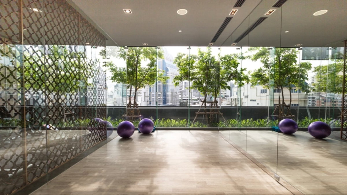 รูป ✨ The Ultimate Luxury Address! Premium High-Rise for Rent in Heart of Sukhumvit ✨ - รูปที่ 14/22