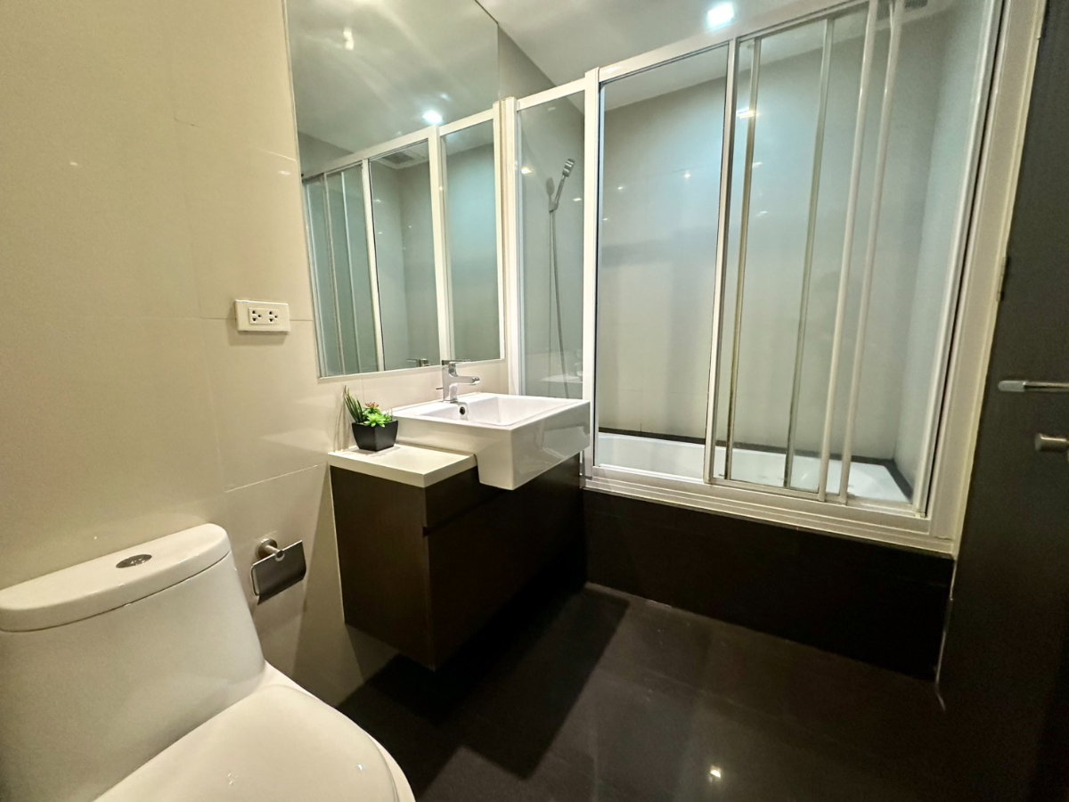 picture Noble Remix Sukhumvit 36  For Rent  - 11/13