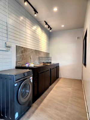 Townhouses for rent Bangkok : For Rent Townhouse/Townhome  , AREEYA MANDARINA SUKHUMVIT 77 , corner unit , newly renovated , Suan Luang , Suan Luang , Bangkok , CX-161774 ✅ Live chat with us ADD LINE @connexproperty ✅