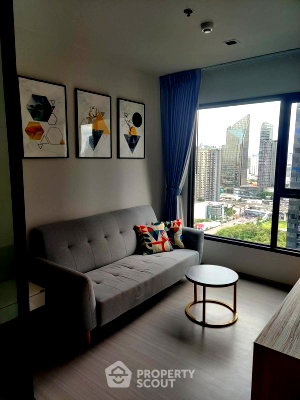 Condos for sale : High-Floor 1-BR 35 Sqm At Life Asoke Rama 9, 300m to MRT Phra Ram 9 (ID 780742)
