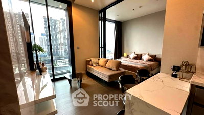 คอนโดให้เช่า : คอนโด 1 ห้องนอน The Esse At Singha Complex ใกล้ MRT เพชรบุรี 100 ม. 📍 (ID 3043793)