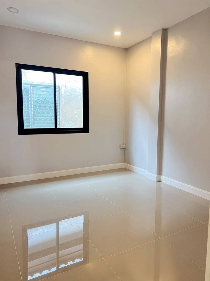 picture ⭐✨RH-051 Townhouse for Sale at Lapawan 3 ✨⭐ - 10/15
