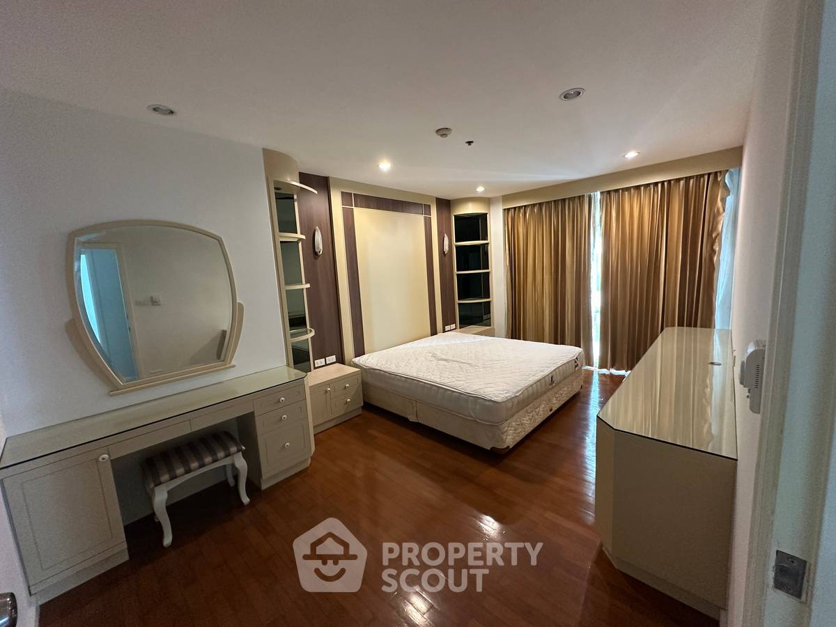 รูป คอนโด 3 ห้องนอน 170 ตร.ม. แกรนด์ แลงสวาน ใกล้ BTS ราชดำริ 300 ม. (ID 2821661) - รูปที่ 9/23