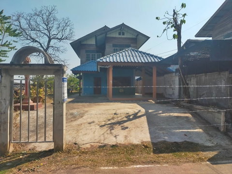 AL-7-0237|บ้านพักอาศัยครึ่งตึกครึ่งไม้ 2 ชั้น 4 หมู่ 13 บ้านล้อมไผ่-บ้านโคกกุง ต. ศรีสุข อ.สีชมพู จ.ขอนแก่น (ราคา 480,000  บาท) 