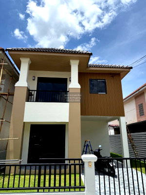 Townhouses for sale Bangkok : For Sale Suan Luang Ville, Nirand Ville 3 , Dok Mai , Prawet , Bangkok , CX-161382 ✅ Live chat with us ADD LINE @connexproperty ✅