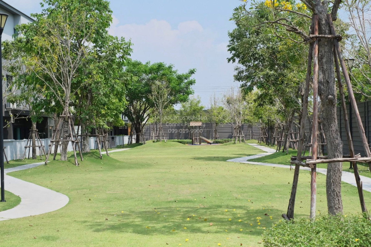 รูป ขายบ้าน  บ้านกลางเมือง ดิ อิดิชั่น บางนา-วงแหวน วิวสวย ห้องมุม หน้ากว้าง ดอกไม้ เขต ประเวศ กรุงเทพ CX-161633 ✅ ทักไลน์ @connexproperty ตอบทันที ทีมงานมืออาชีพ ✅ - รูปที่ 4/12