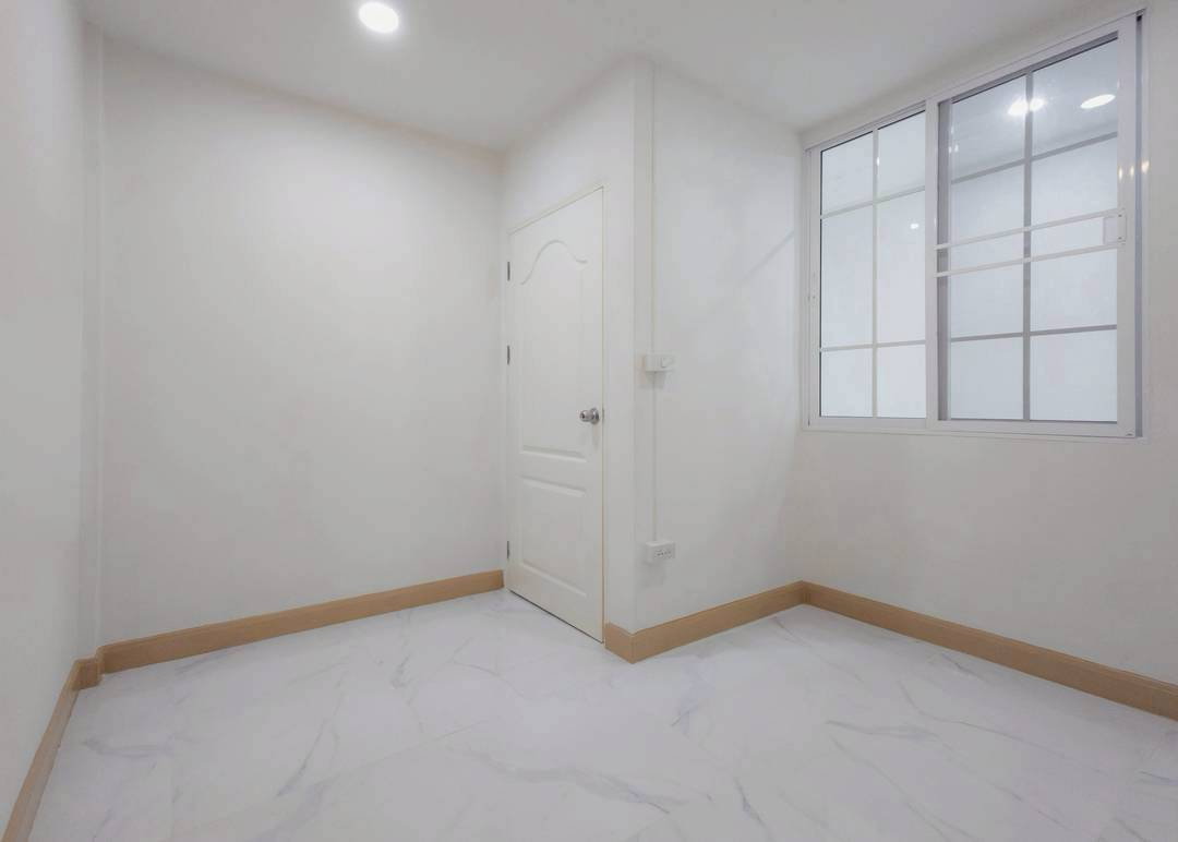 picture ⭐✨RH-053 Townhouse for Sale at Piyawararom Village Phase 3 ✨⭐ - 16/17