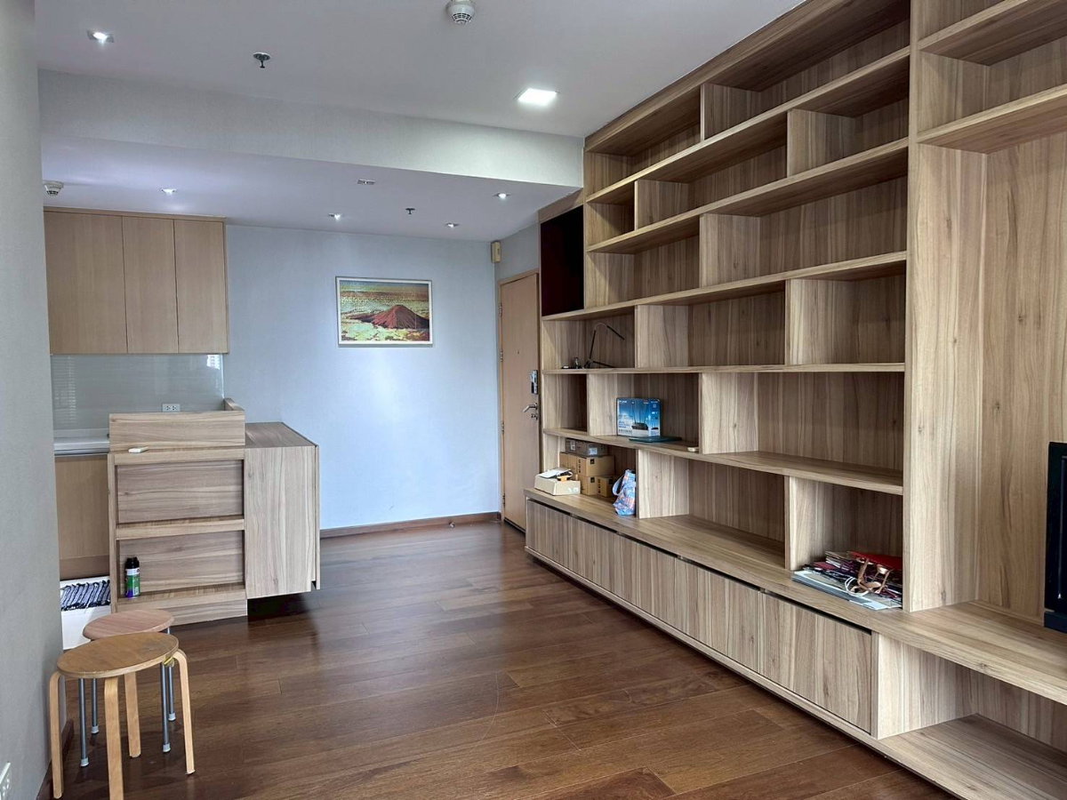 รูป เช่า คอนโด โครงการวิลล่าราชเทวี ขาย 1 bed 1 bath 56 ตรม ห้องสวย ตกแต่งพร้อม วิวดี ทิศตะวันออก มี walk in closet ชั้น17 - รูปที่ 4/13