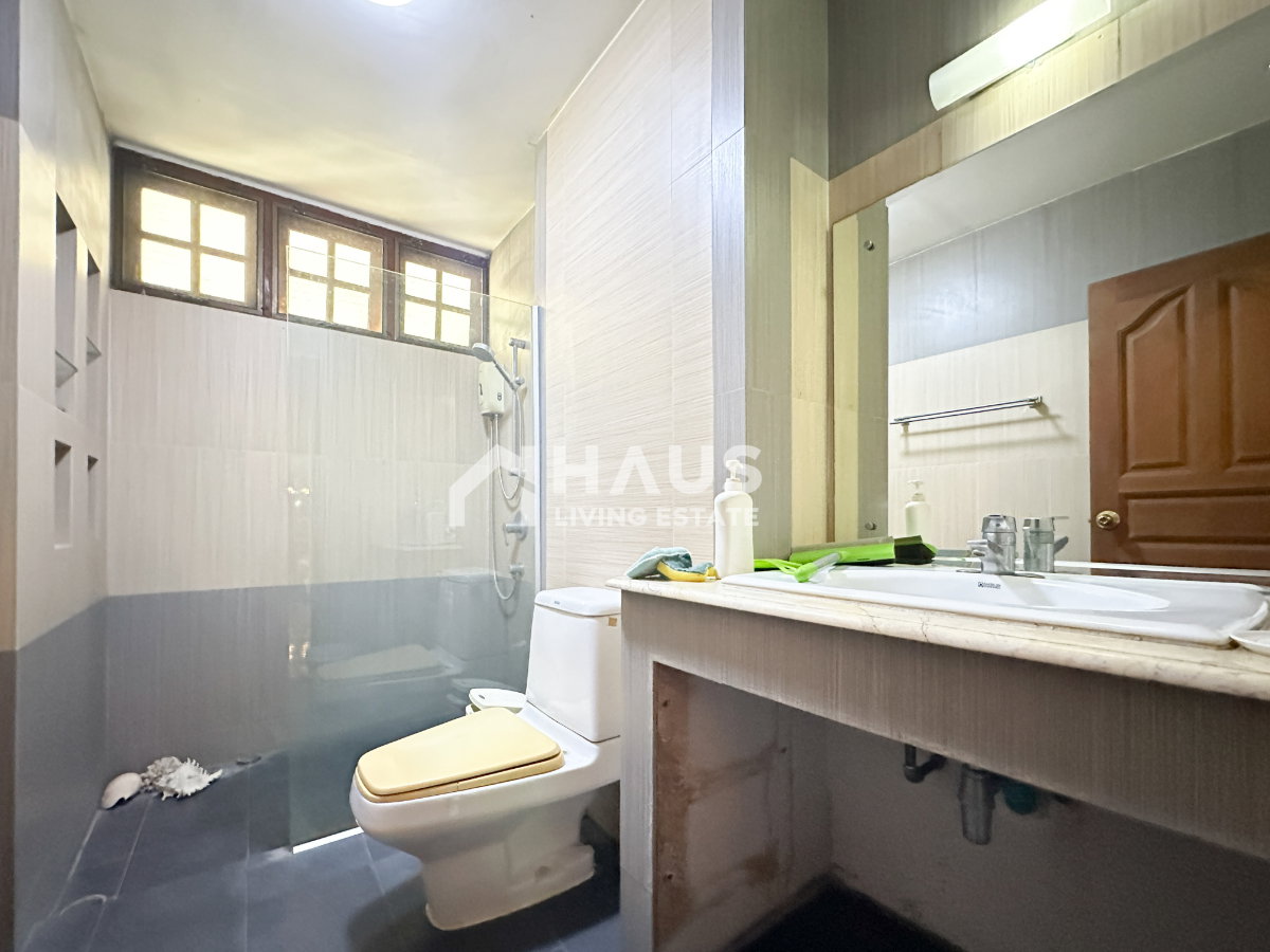 picture House Soi ThesabanSongkhro 2 / 4 Bedrooms #HPCC063 - 6/20