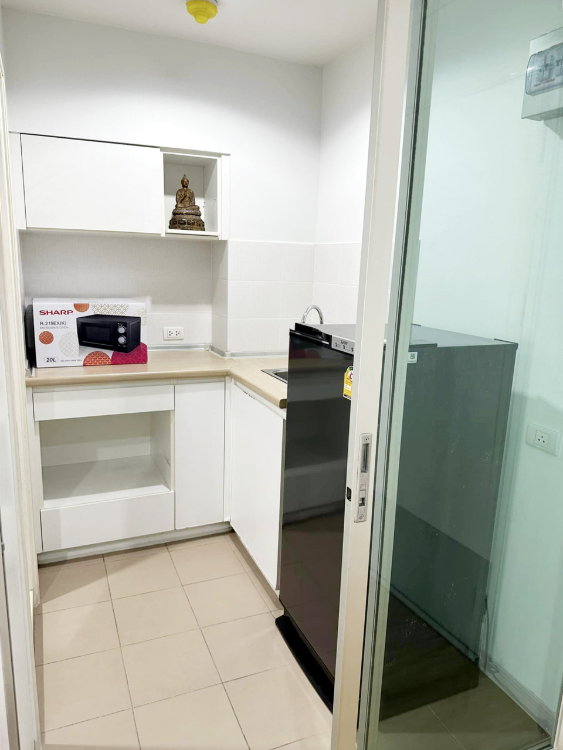 รูป คอนโดให้เช่า ลุมพินี ศรีนครินทร์-หัวหมาก (ห้องปูนกั้น 33 ตรม) ใกล้ Airport Link - รูปที่ 6/10