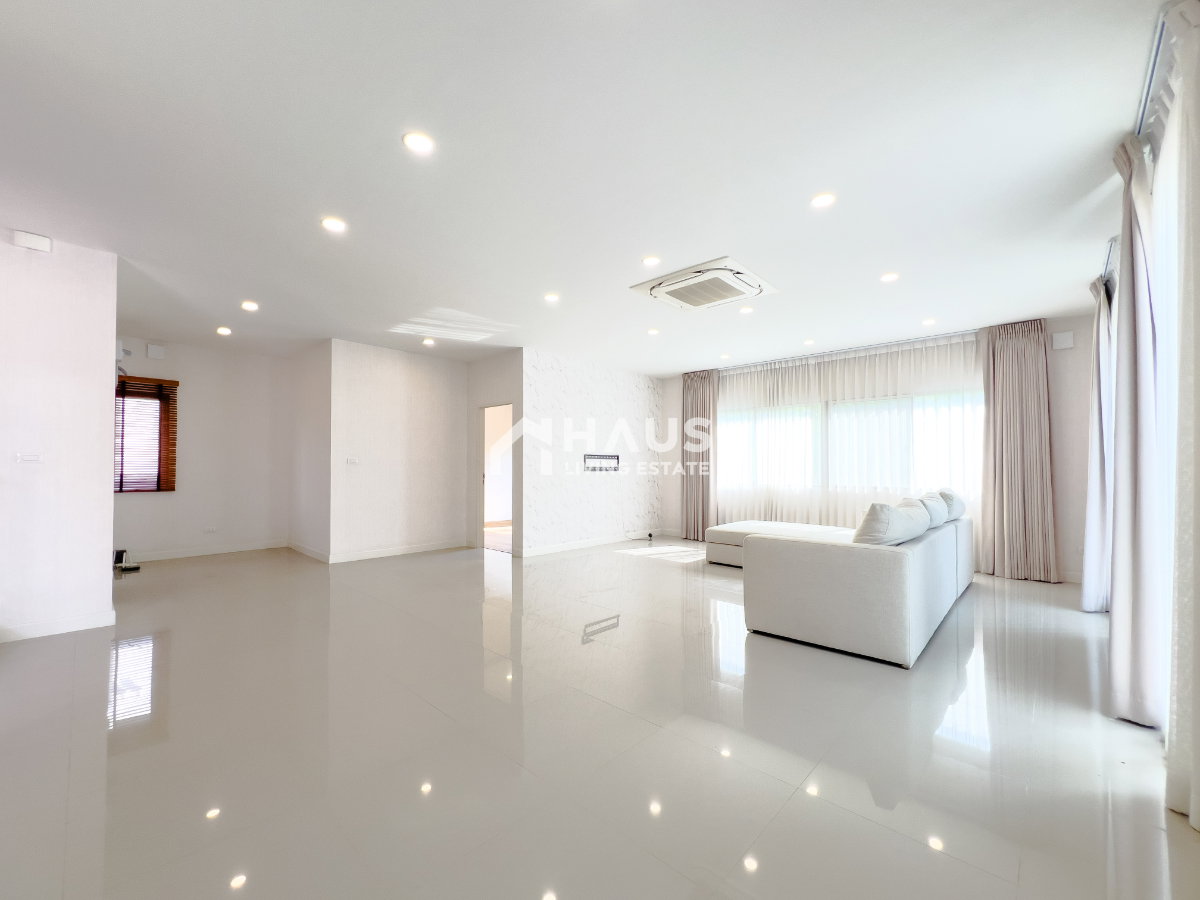 picture Perfect Place Rattanathibet-Saima / 4 Bedrooms #HRP3017 - 4/33