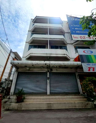 Shophouses for sale วิทยาลัยการจัดการเพชรเกษม : Urgent sale! Commercial building, 380 sq m, 32 sq wah, 2 adjoining units, 4 stories, on Kanchanaphisek Road, near The Mall Bang Khae.