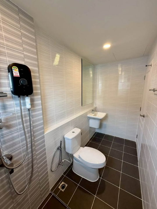 รูป HR3566ให้เช่าบ้านเดี่ยวหรูหลังใหญ่ 85 ตร.ว. CENTRO วิภาวดี ใกล้สนามบินดอนเมือง & รร.นานาชาติ Harrow บ้านใหม่พร้อมอยู่ มีห้องแม่บ้าน + EV Charger  - รูปที่ 33/46
