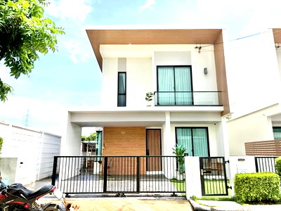 เช่าบ้านเดี่ยว บางพลี สมุทรปราการ : ให้เช่าบ้าน โคโม่ เบียงก้า บางนา (Como Bianca Bangna) ใกล้เมกา บางนา
