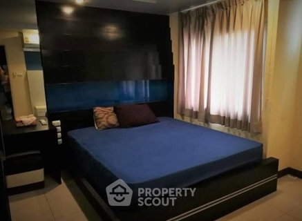 รูปภาพ Well-Priced 1-BR Condo, Happy Condo Ratchada 18, MRT Huai Khwang (ID 300399)