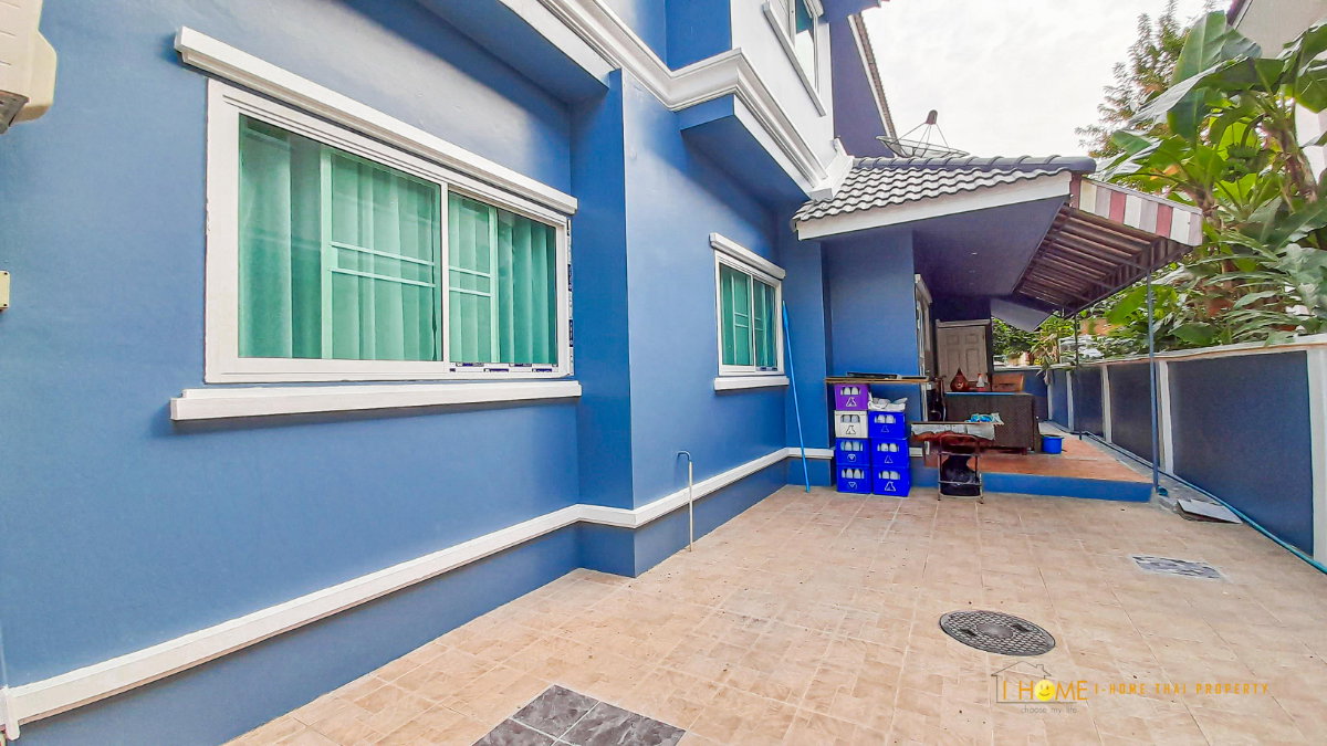 picture 2-Storey Detached House for Rent with Private Swimming Pool - 11/42