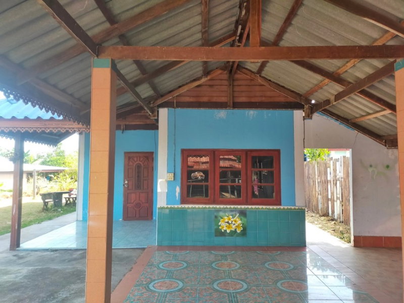 รูป AL-7-0237|บ้านพักอาศัยครึ่งตึกครึ่งไม้ 2 ชั้น 4 หมู่ 13 บ้านล้อมไผ่-บ้านโคกกุง ต. ศรีสุข อ.สีชมพู จ.ขอนแก่น (ราคา 480,000  บาท)  - รูปที่ 3/14