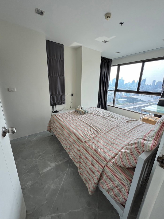 รูป ห้องสวย ราคาพิเศษ ให้เช่า 2bed คอนโด casa อโศก ดินแดง  เฟอร์ครบ เครื่องใช้ไฟฟ้าพร้อมอยู่ - รูปที่ 3/7