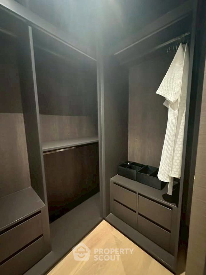 รูป คอนโด 1 ห้องนอน 55 ตร.ม. โครงการ 28 ชิดลม ใกล้ BTS ชิดลม 300 ม. (ID 2095957) - รูปที่ 6/8