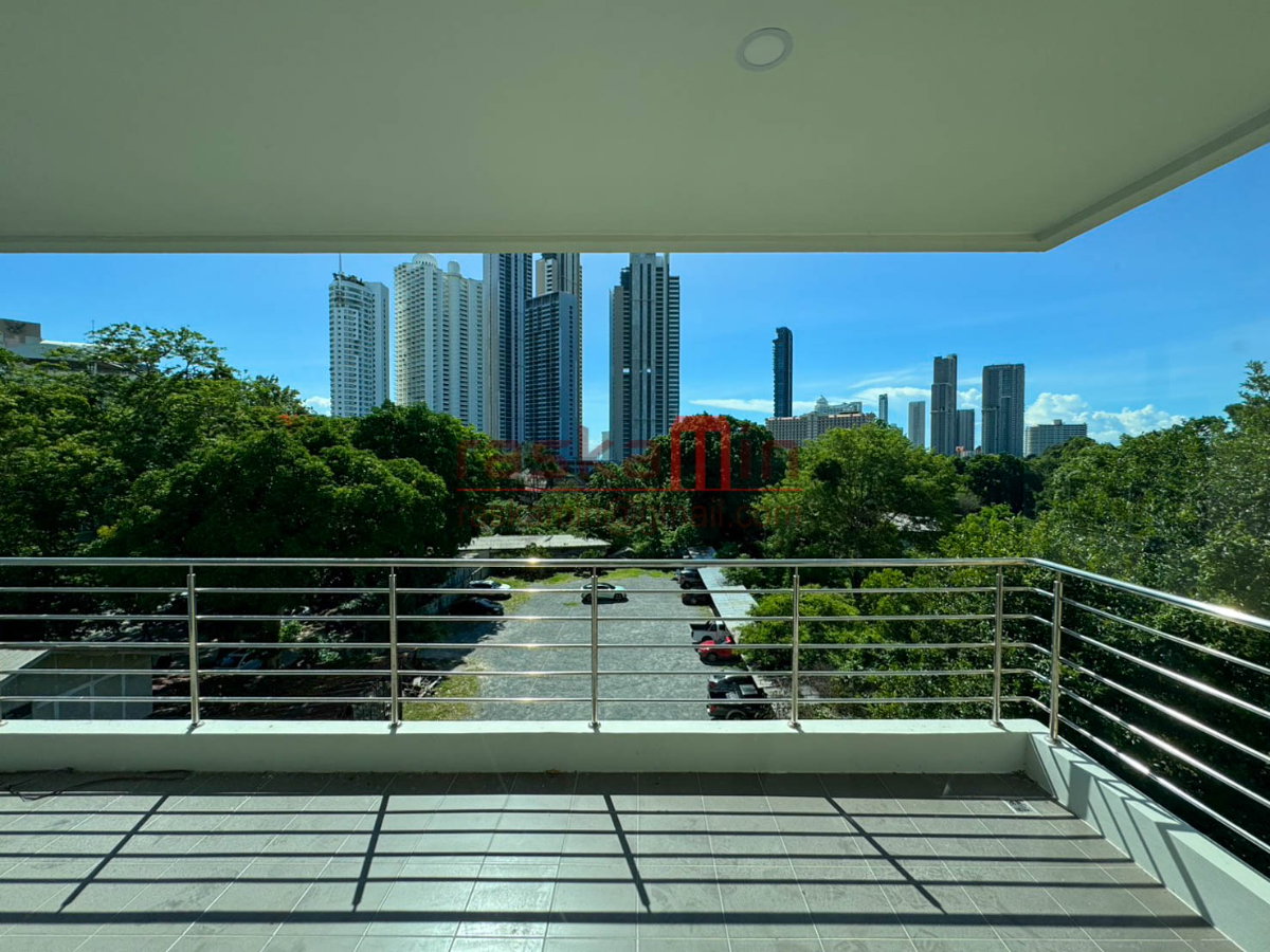 รูป 🌊 ขายคอนโด Wongamat Privacy Residence 2 ห้องนอน 2 ห้องน้ำ 107 ตร.ม. เพียง 3.35 ล้านบาท ชื่อไทย 🌊 - รูปที่ 4/12