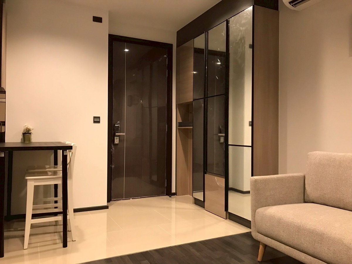 รูป 2Bed ห้องสวย ราคาสุดพิเศษ ให้เช่า The Line อโศก-รัชดา เฟอร์และเครื่องใช้ไฟฟ้าครบ พร้อมเข้าอยู่ - รูปที่ 6/9