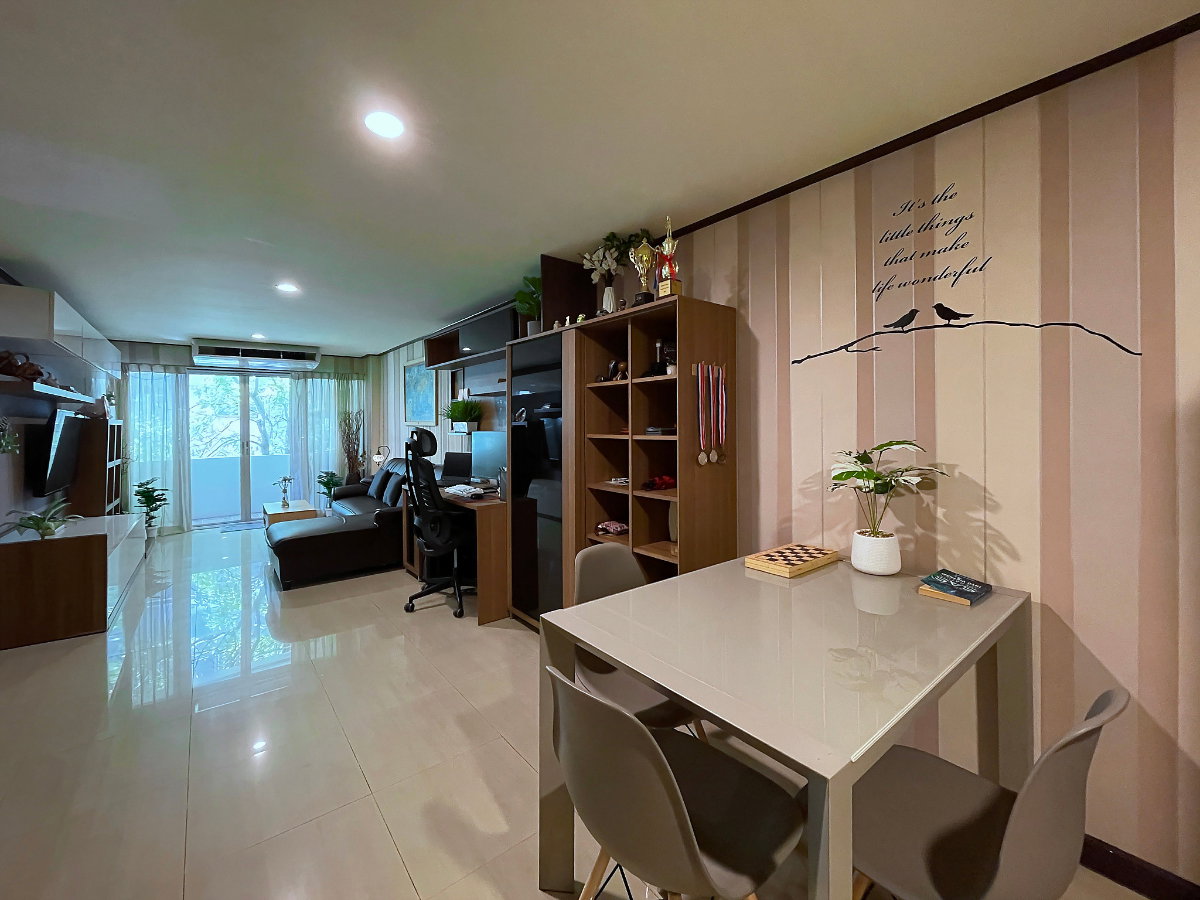 picture 🏡 Spacious 2-Bedroom Condo with Pool Views at Waterford Park Rama 4 - 5/38