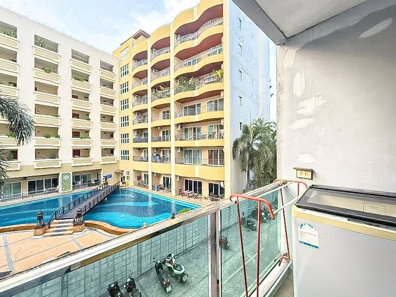 picture Dusit Grand Park 1 Condo for Sale 1Bedroom City & Pool View - 5/6