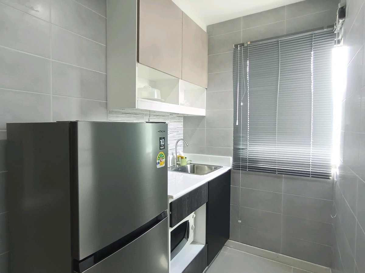 picture 🔥 B Campus - Large 2-bedroom unit for only 15,000 THB! ✨ 47 sq.m., 3rd floor. Close to universities, convenient transportation, ready to move in. 🏙️ - 9/20