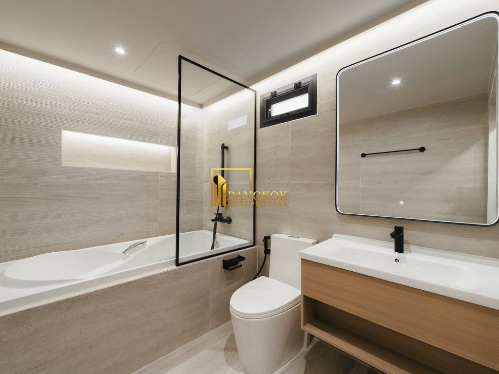 รูป Regent 71 Place | Renovated 5 Bed Townhouse in Phra Khanong - BR49084TH - รูปที่ 13/18