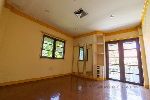รูป [ขาย] บ้านเดี่ยวเมืองเอก โครงการ 4 ซอยเอกรัตน์ 1 ใกล้ ม.รังสิต 162 ตร.ว. ทำเลดี พื้นที่กว้าง โครงสร้างเป๊ะ รีโนเวทได้ตามใจคุณ! - รูปที่ 13/18
