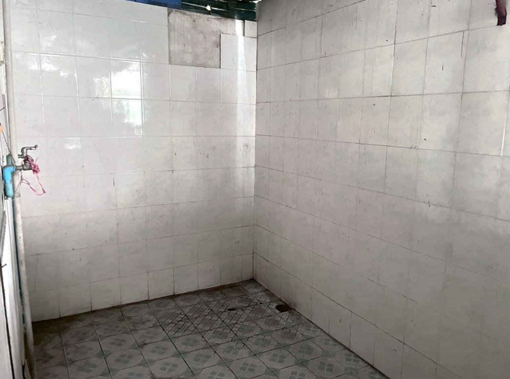 รูป AL-2-0562|ทาวน์เฮ้าส์ 2.5 ชั้น เลขที่ 92/98 ซอยมิตรภาพ 20 (สวัสดี) มิตรภาพ (2) ต. ในเมือง อ.เมืองขอนแก่น จ.ขอนแก่น  (ราคา 1,900,000 บาท) - รูปที่ 10/11