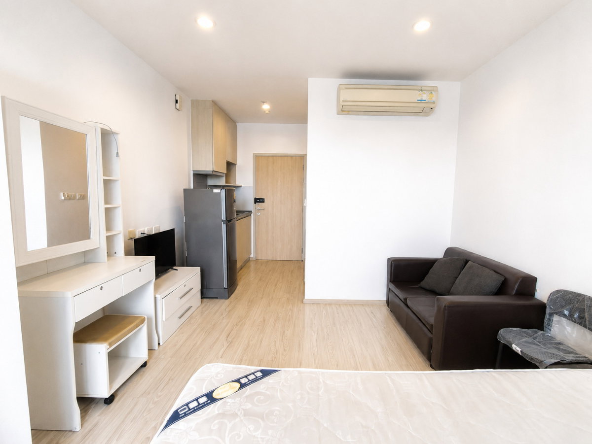 picture For Rent Studio 1 Bathrooms | Ideo Mobi Sukhumvit Eastgate  - 3/9