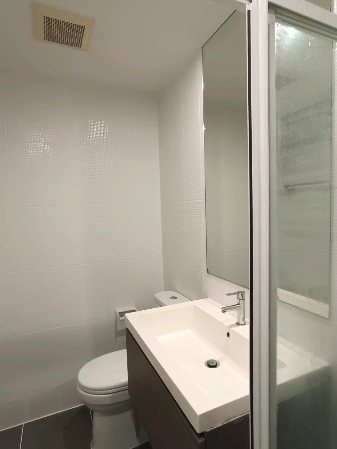 picture 🔥 B Campus - Large 2-bedroom unit for only 15,000 THB! ✨ 47 sq.m., 3rd floor. Close to universities, convenient transportation, ready to move in. 🏙️ - 10/20
