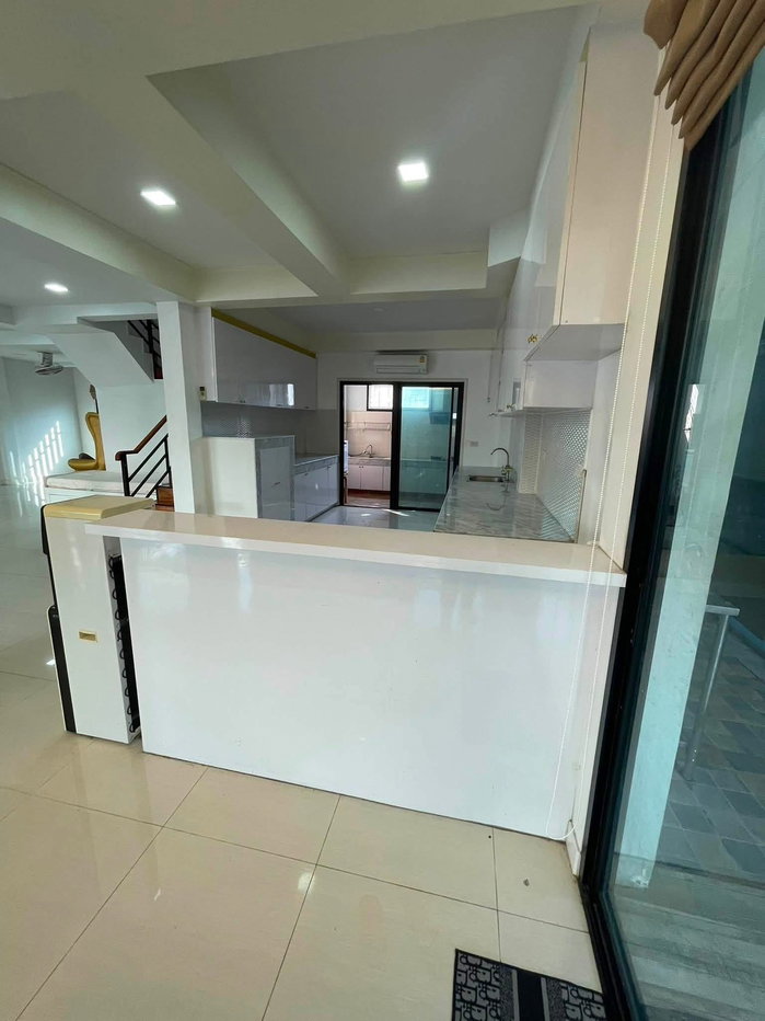 รูป 🏡✨ บ้านเดี่ยวให้เช่า ลาดสวาย ลำลูกกา คลอง 4 7 ห้องนอน 6 ห้องน้ำ หลังแรกติดตลาดลาดสวาย ✅ รับจดทะเบียนบริษัท - รูปที่ 14/15