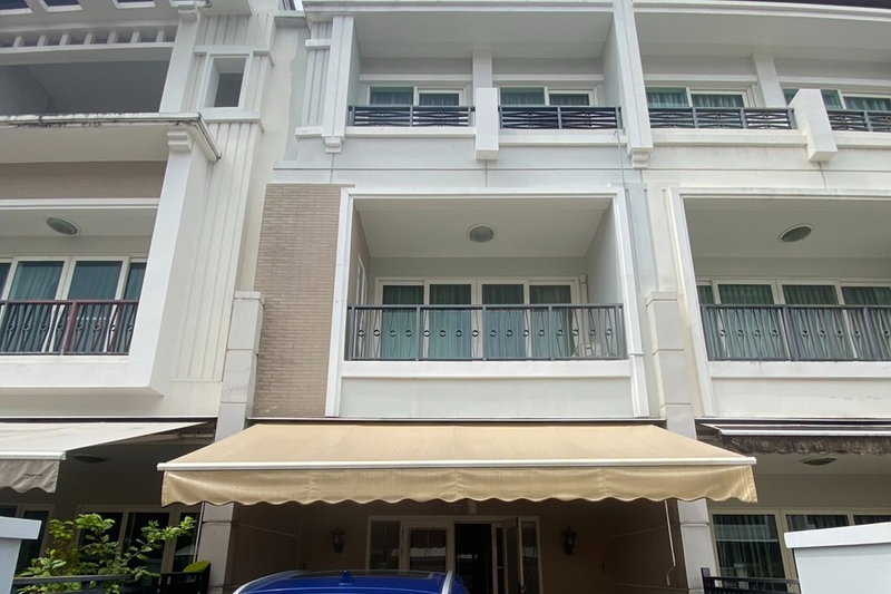 ทาวน์โฮมให้เช่า : 🔥 เช่าด่วน !!🔥 Baan Klang Krung Sathorn, 4 ห้องนอน, 3 ห้องน้ำ, 3 ชั้น, ห้องหายาก !! Code C20260600030 แต่งครบ, พร้อมเข้าอยู่ 📣📣