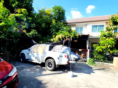 TOWN HOUSE 28.2 Sq.w. Khlong Luang Pathumthani for 2M