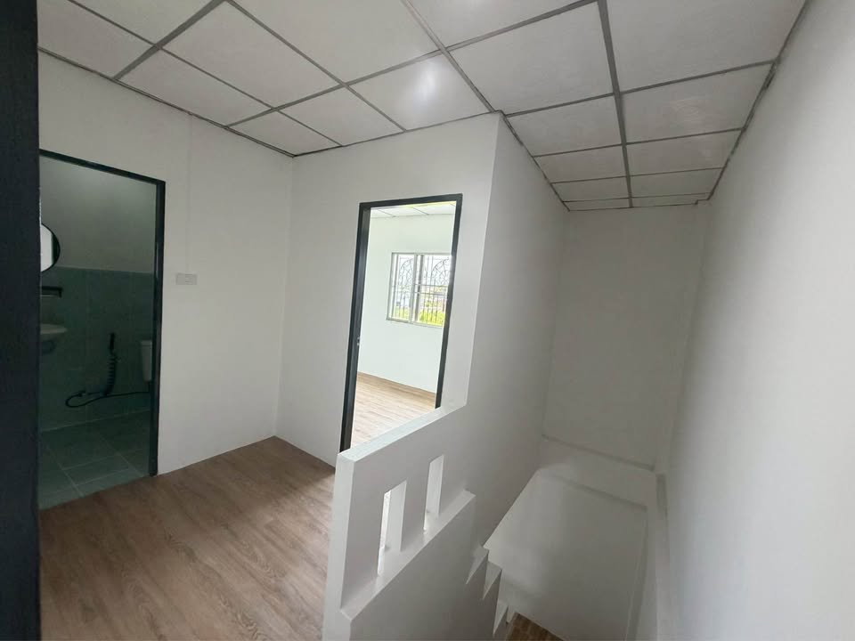 รูป 🔥 ขายบ้านแฝด 2 ชั้น หมู่บ้านทรัพย์เจริญ เลียบวารี 29 (Baan Sapcharoen Liap Wari 29) | โซนหนองจอก - รูปที่ 4/12