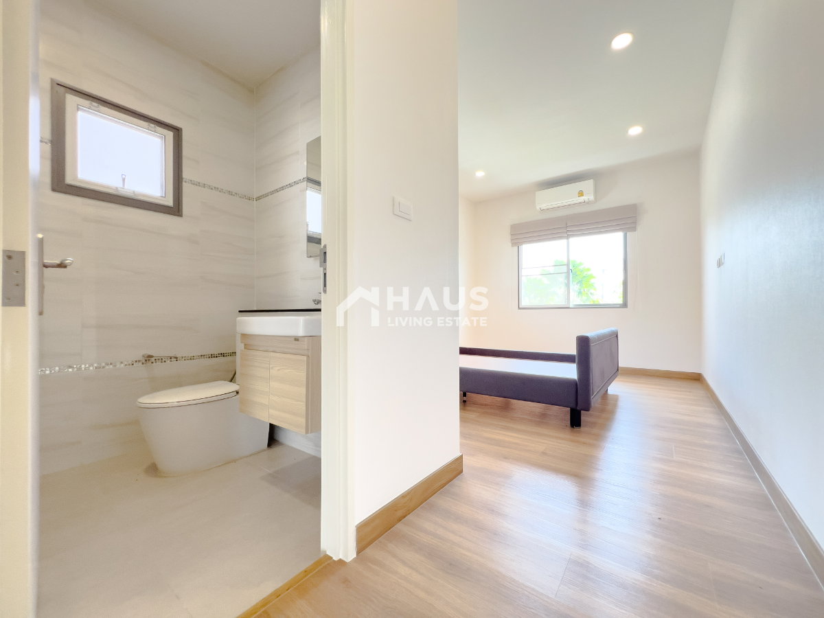picture Perfect Place Rattanathibet-Saima / 4 Bedrooms #HRP3017 - 16/33