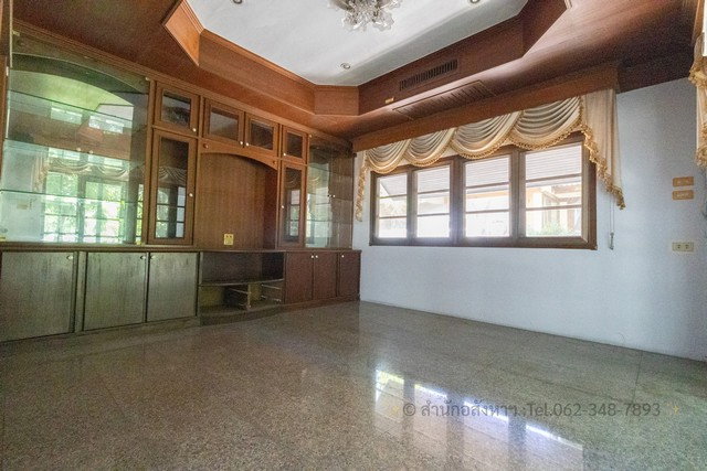 รูป [ขาย] บ้านเดี่ยวเมืองเอก โครงการ 4 ซอยเอกรัตน์ 1 ใกล้ ม.รังสิต 162 ตร.ว. ทำเลดี พื้นที่กว้าง โครงสร้างเป๊ะ รีโนเวทได้ตามใจคุณ! - รูปที่ 10/18
