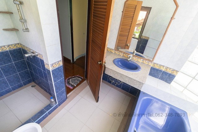 รูป [ขาย] บ้านเดี่ยวเมืองเอก โครงการ 4 ซอยเอกรัตน์ 1 ใกล้ ม.รังสิต 162 ตร.ว. ทำเลดี พื้นที่กว้าง โครงสร้างเป๊ะ รีโนเวทได้ตามใจคุณ! - รูปที่ 12/18