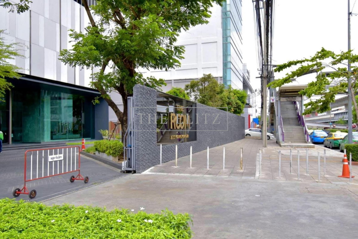 รูป ✨ THE VIP PRIVATE SANCTUARY! HIGH-END HIGH-RISE FOR RENT – 0 STEPS TO THE BTS & ONLY 2 STATIONS FROM SATHORN! ✨ - รูปที่ 10/19