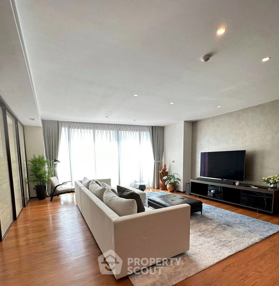 รูป คอนโดขาย 3 ห้องนอน 181 ตร.ม. Pet-Friendly โครงการ La Citta Delre Thonglor 16 ใกล้ BTS ทองหล่อ (ID 3044640) - รูปที่ 1/6