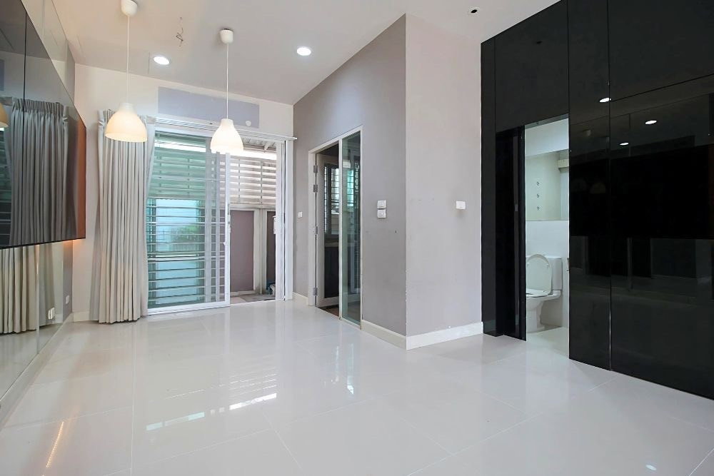 รูป บ้านกลางเมือง สาทร - ตากสิน 2  หน้าสวน สภาพดี ราคาทุน   - รูปที่ 8/19