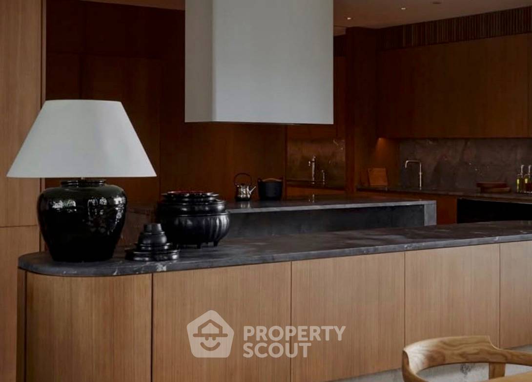 picture Pet-Friendly 3-Bedroom Condo 550 Sqm, Windshell Naradhiwas (ID 3043545) - 2/4