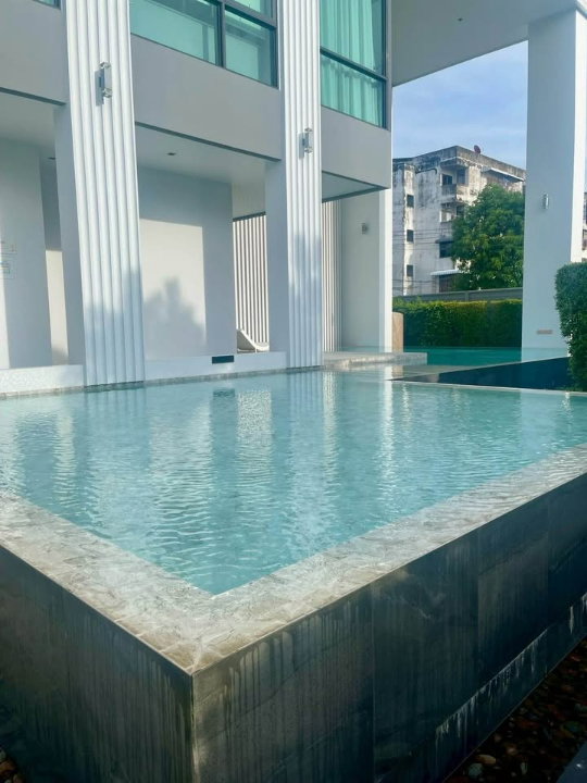 รูป HR3566ให้เช่าบ้านเดี่ยวหรูหลังใหญ่ 85 ตร.ว. CENTRO วิภาวดี ใกล้สนามบินดอนเมือง & รร.นานาชาติ Harrow บ้านใหม่พร้อมอยู่ มีห้องแม่บ้าน + EV Charger  - รูปที่ 17/46